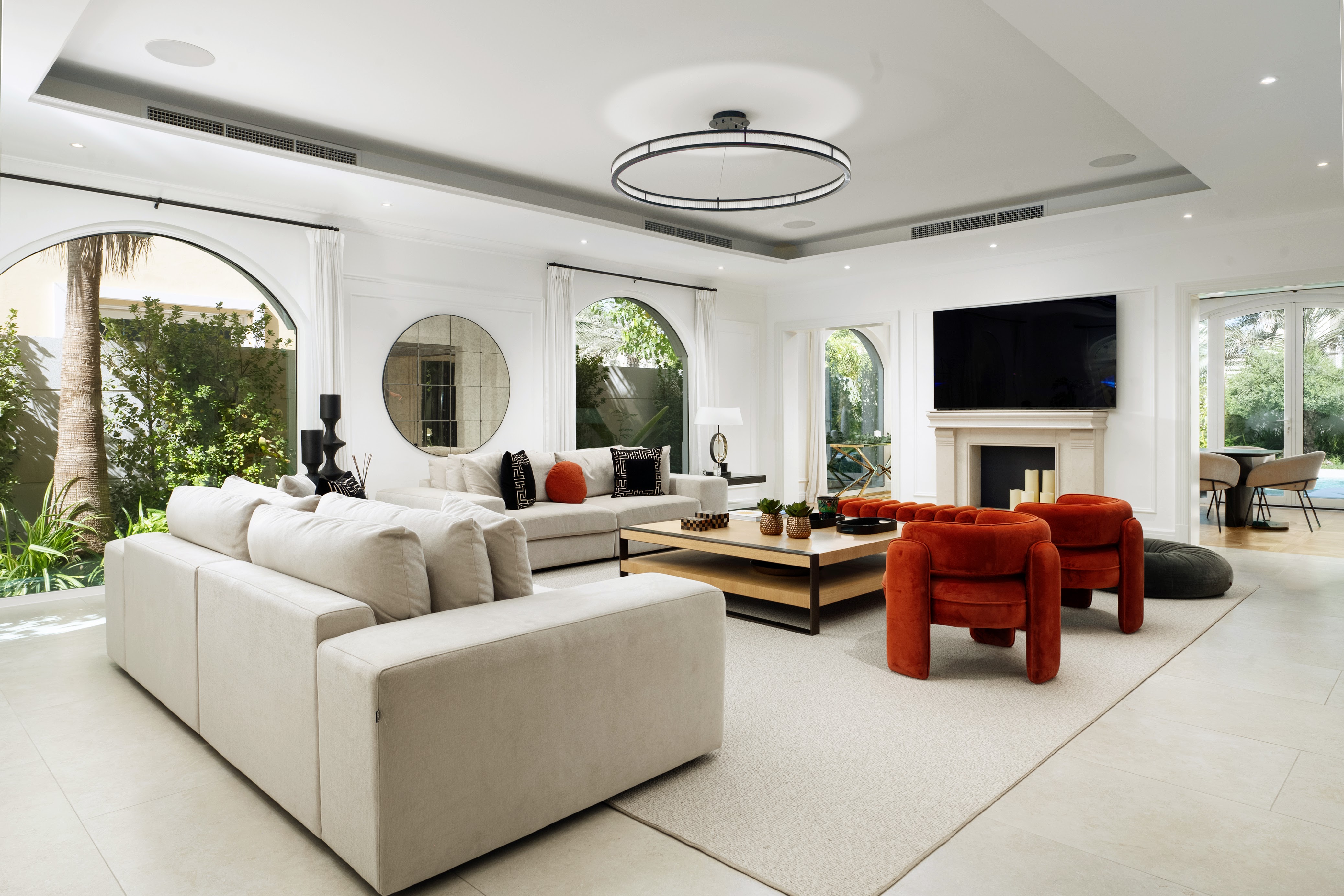 Modern Living Area of Dubai House, by DME Interiors