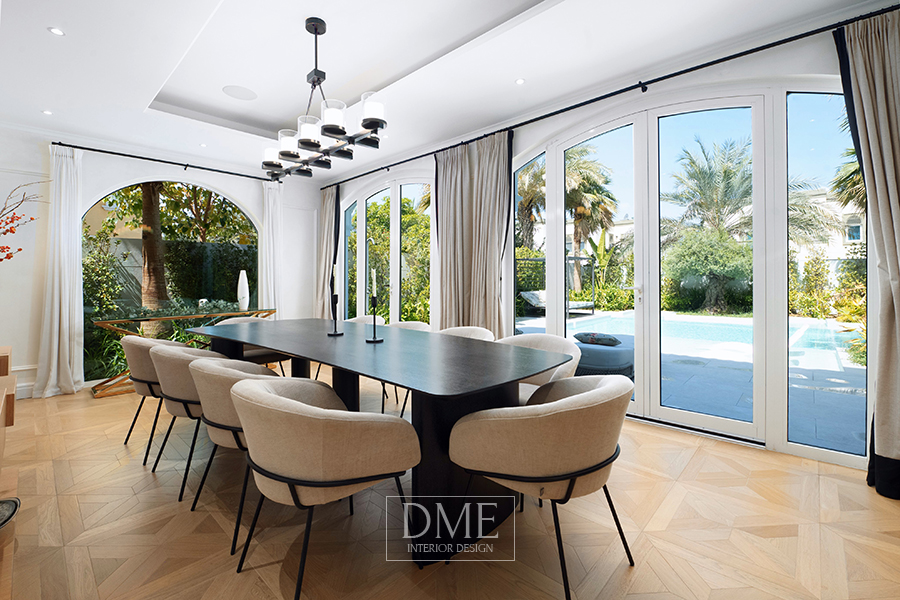Modern Dining Area of Dubai House, by DME Interiors